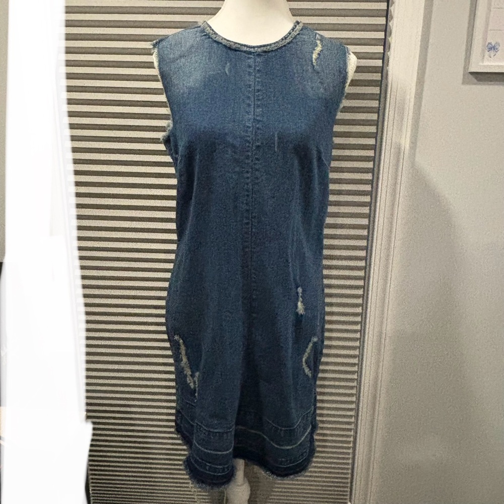 KUT from the Kloth Women's Christina Distressed Denim Minidress SZ M Fall‎